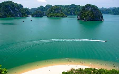 Du lịch Quảng Ninh tham gia lễ hội đầu năm 2 ngày 1 đêm
